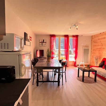 T2 Ensoleille. Terrasse Et Vaste Jardin Commun Apartment Cauterets Exterior photo