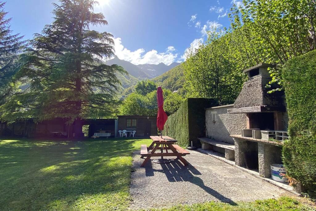 T2 Ensoleille. Terrasse Et Vaste Jardin Commun Apartment Cauterets Exterior photo