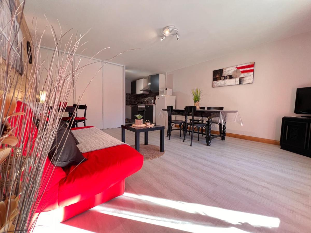 T2 Ensoleille. Terrasse Et Vaste Jardin Commun Apartment Cauterets Exterior photo
